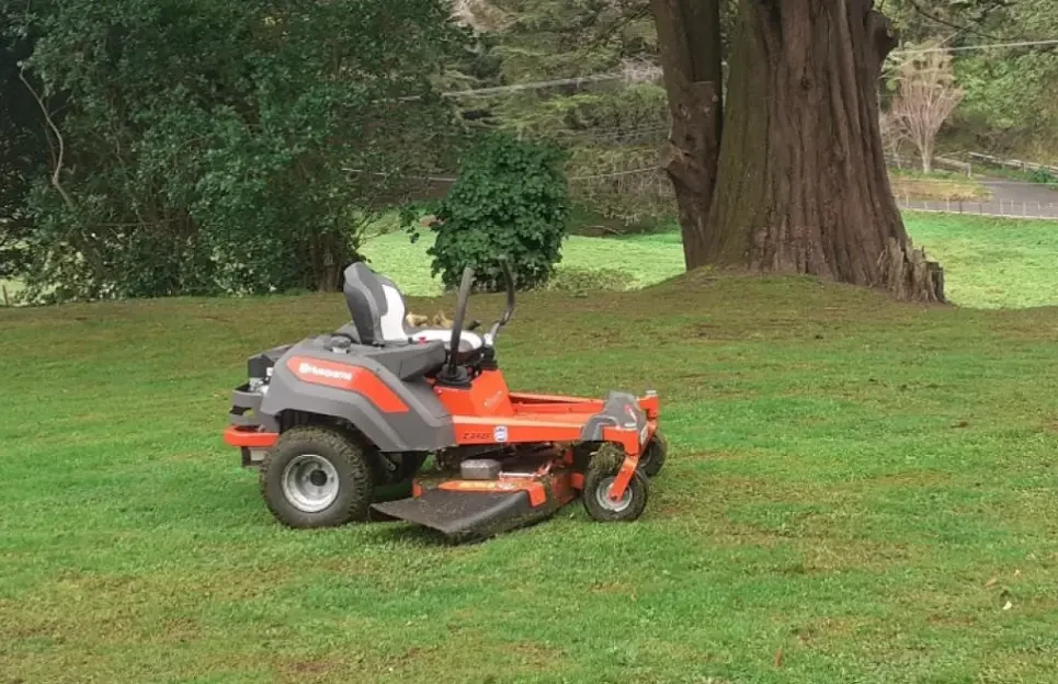 Lifestyle block mowing